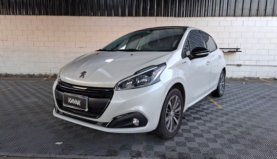 Peugeot • 208