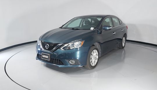 Nissan • Sentra