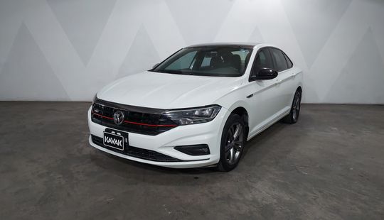 2019 • 46,397 km • Automático