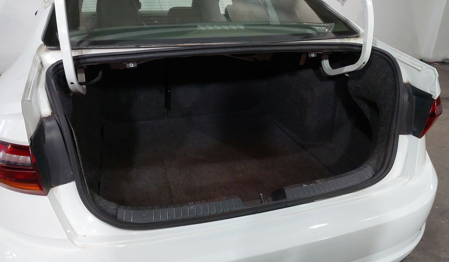 Volkswagen Jetta 1.4 R-LINE AUTO Sedan 2019