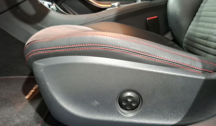 Mercedes Benz Clase Cla 2.0 CLA 250 CGI SPORT AT Coupe 2015