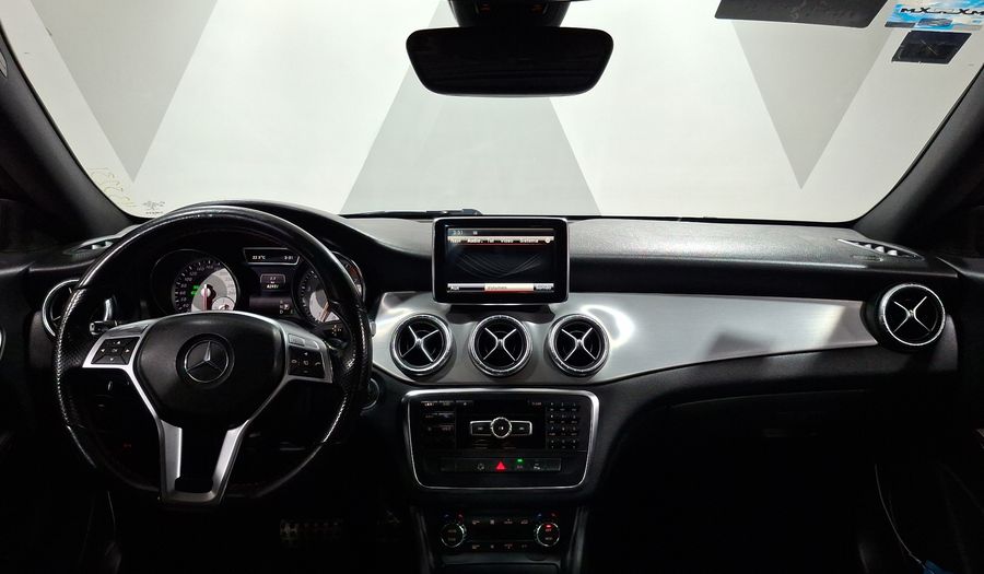 Mercedes Benz Clase Cla 2.0 CLA 250 CGI SPORT AT Coupe 2015