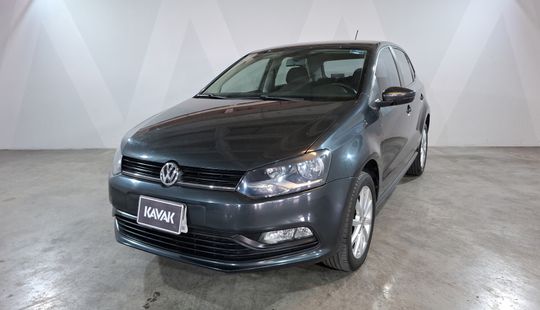 Volkswagen • Polo