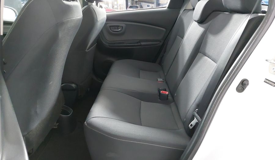 Toyota Yaris 1.5 SE AT 5PTAS Hatchback 2016
