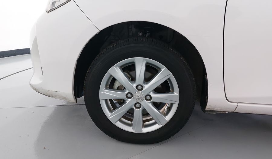 Toyota Yaris 1.5 SE AT 5PTAS Hatchback 2016
