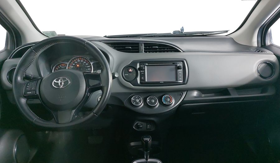 Toyota Yaris 1.5 SE AT 5PTAS Hatchback 2016