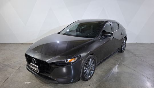 Mazda • Mazda 3