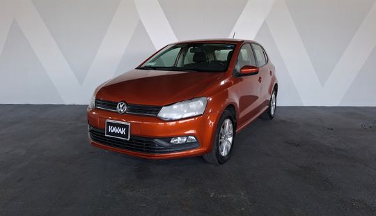 Volkswagen • Polo