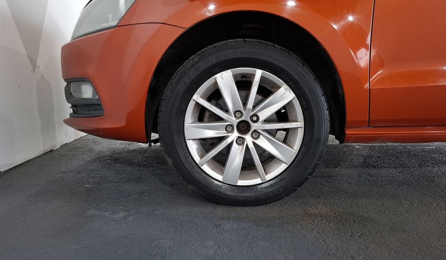 Volkswagen Polo 1.6 STD. Hatchback 2018