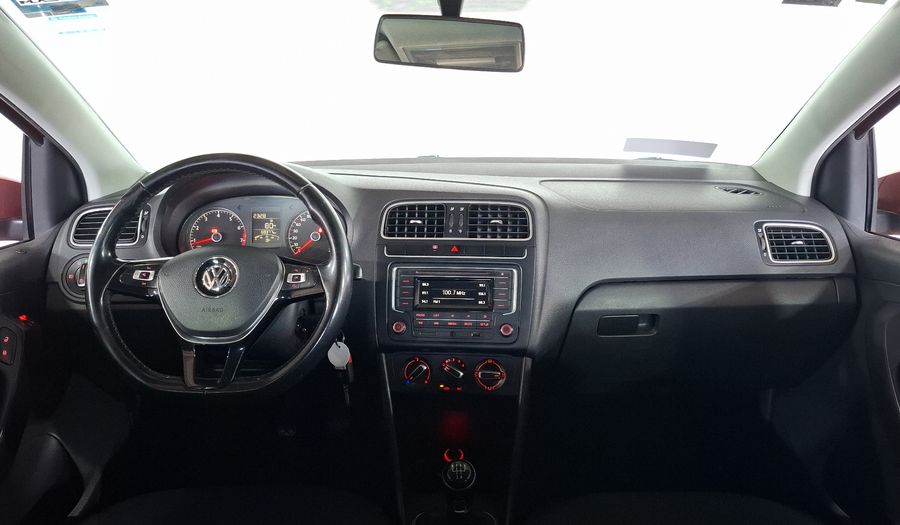 Volkswagen Polo 1.6 STD. Hatchback 2018