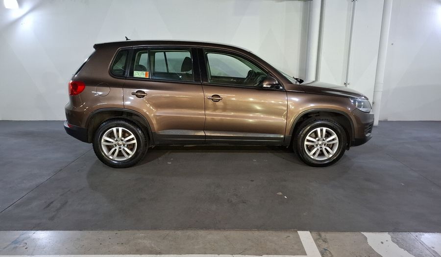 Volkswagen Tiguan 2.0 TFSI NATIVE AT Suv 2012