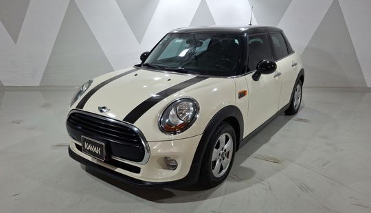 Mini • Cooper
