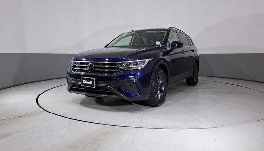 Volkswagen • Tiguan