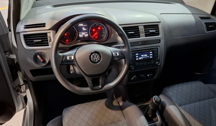 Volkswagen Fox 1.6 COMFORTLINE Hatchback 2017
