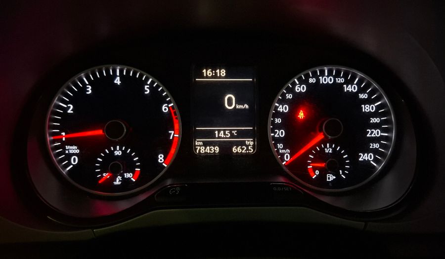 Volkswagen Fox 1.6 COMFORTLINE Hatchback 2017