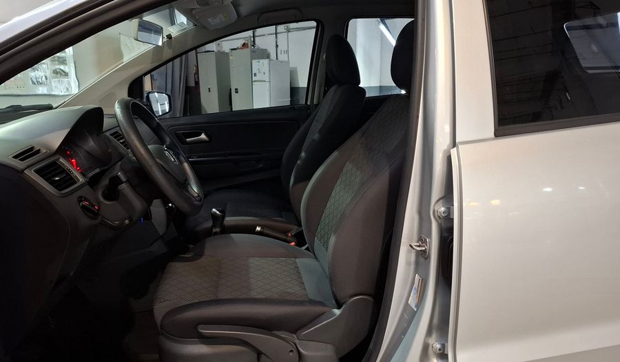 Volkswagen Fox 1.6 COMFORTLINE Hatchback 2017