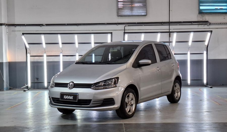 Volkswagen Fox 1.6 COMFORTLINE Hatchback 2017