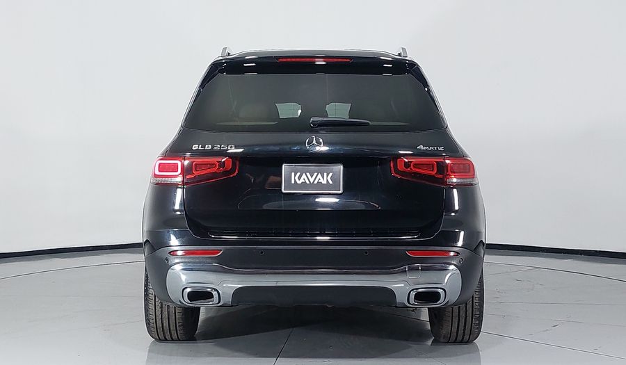 Mercedes Benz Clase Glb 2.0 GLB 250 PROGRESSIVE 4MATIC DCT 4WD Suv 2020