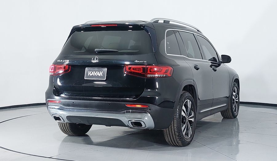 Mercedes Benz Clase Glb 2.0 GLB 250 PROGRESSIVE 4MATIC DCT 4WD Suv 2020