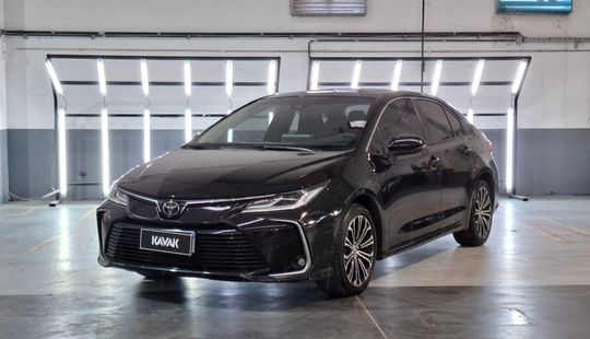 Toyota • Corolla