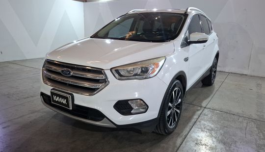 Ford • Escape