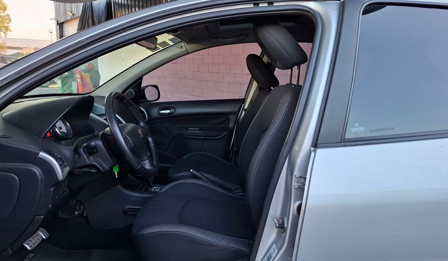Peugeot 207 1.6 XT TIPTRONIC COMPACT Hatchback 2011