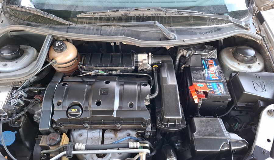Peugeot 207 1.6 XT TIPTRONIC COMPACT Hatchback 2011