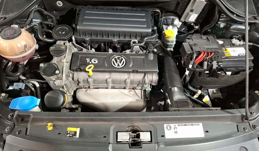 Volkswagen Polo 1.6 SOUND MT Hatchback 2020