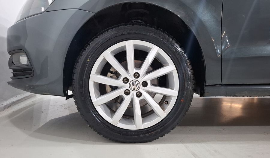 Volkswagen Polo 1.6 SOUND MT Hatchback 2020