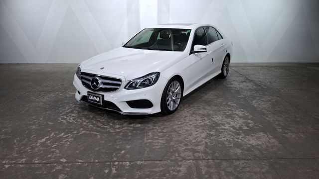 Mercedes Benz • Clase E