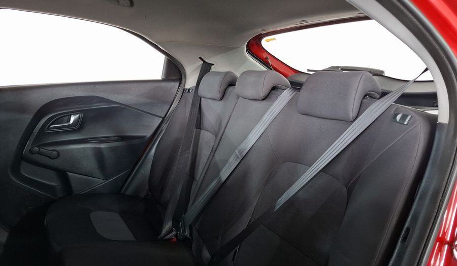 Kia Rio 1.6 LX MT Hatchback 2017
