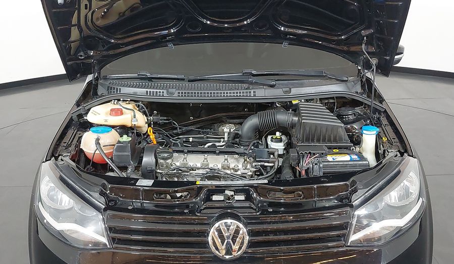 Volkswagen Voyage MI COMFORTLINE Sedan 2015