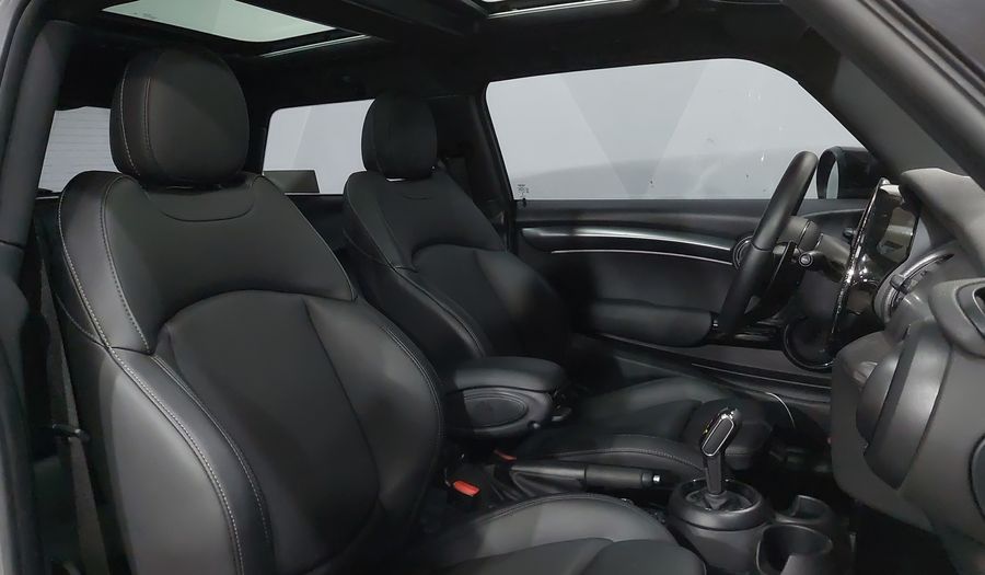 Mini Cooper S 2.0 COOPER CLASSIC DCT Hatchback 2022