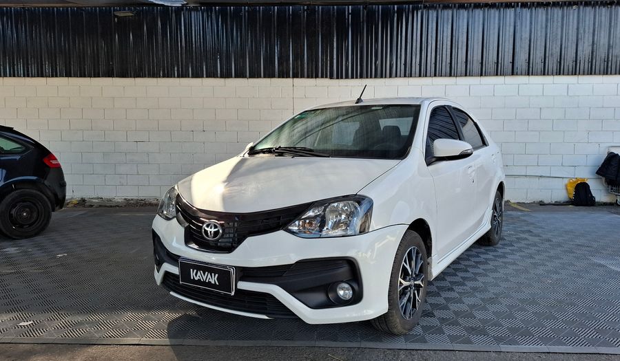 Toyota Etios 1.5 XLS AUTO Sedan 2021
