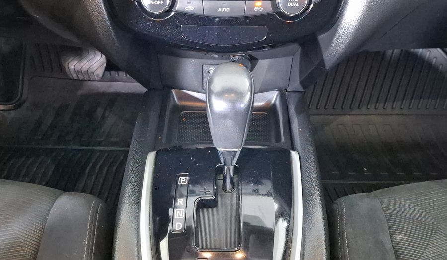Nissan X-trail 2.5 ADVANCE 2 ROW CVT Suv 2015