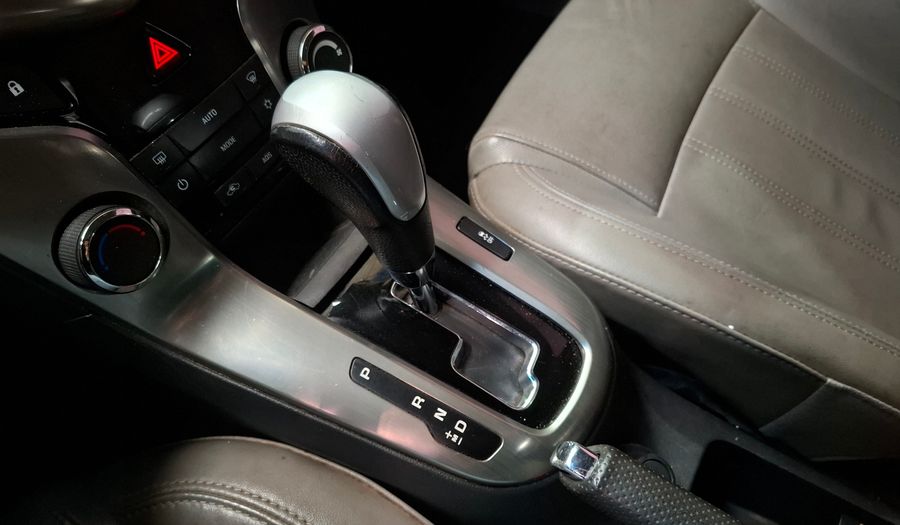 Chevrolet Cruze 1.8 LTZ AT Hatchback 2013