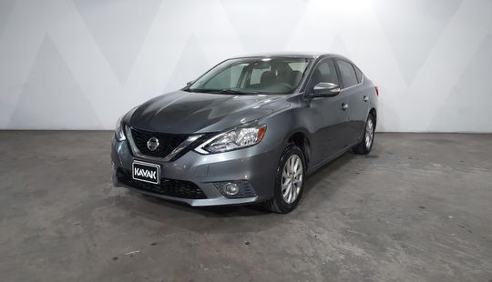 Nissan • Sentra