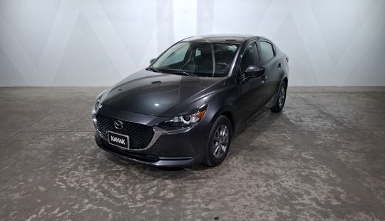 Mazda • Mazda 2