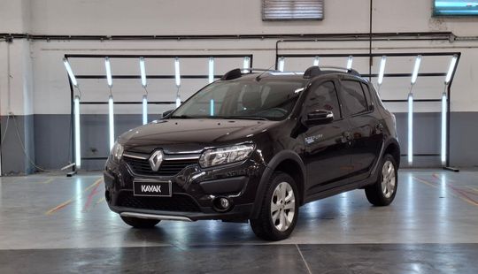 Renault • Sandero Stepway