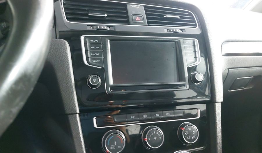 Volkswagen Golf 1.4 STYLE DSG Hatchback 2017
