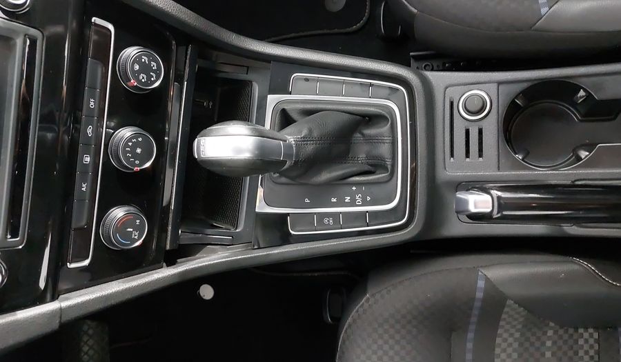 Volkswagen Golf 1.4 STYLE DSG Hatchback 2017