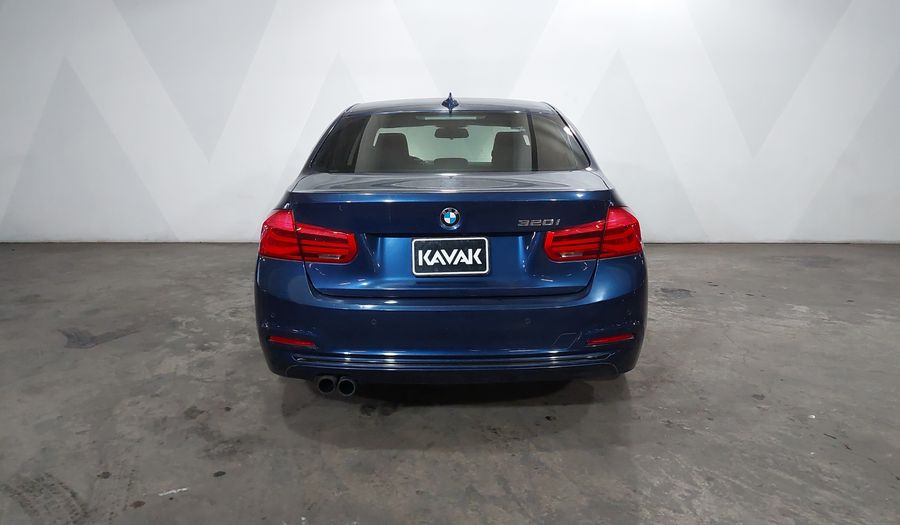 Bmw Serie 3 2.0 320IA SPORT LINE AUTO Sedan 2017