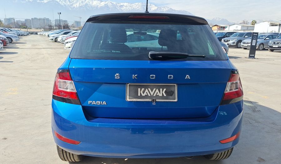 Skoda Fabia 1.0 AMBIENTE 110 HP Hatchback 2021