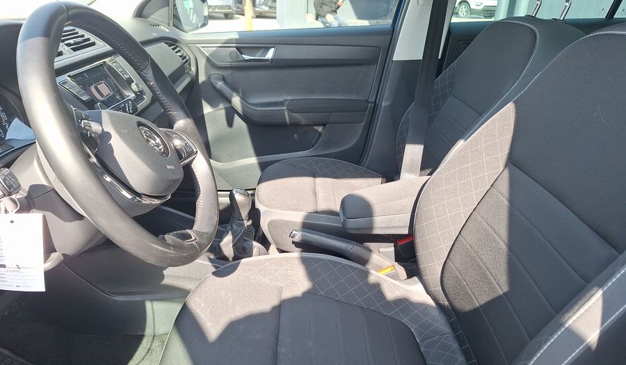 Skoda Fabia 1.0 AMBIENTE 110 HP Hatchback 2021