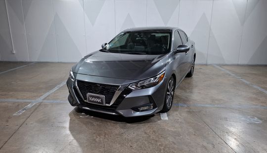 Nissan • Sentra