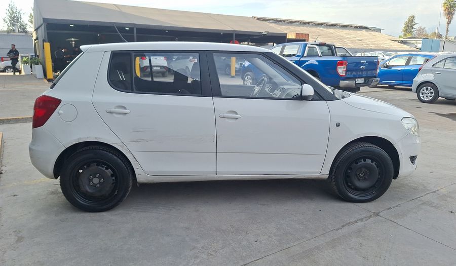 Skoda Fabia 1.6 ACTIVE Hatchback 2014