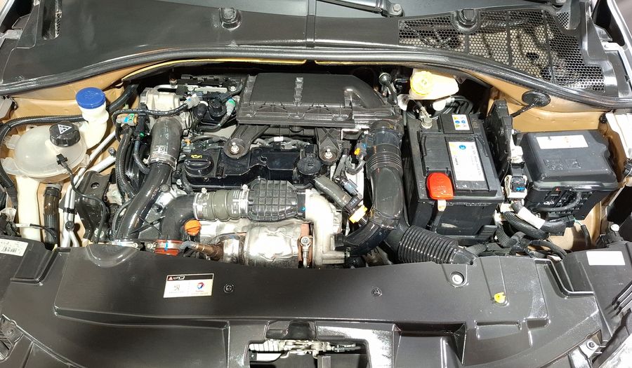Peugeot 301 1.6 HDI ALLURE SPA Sedan 2022