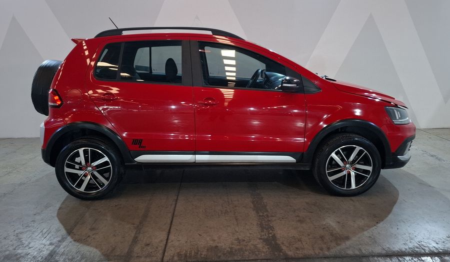 Volkswagen Crossfox 1.6 CROSSFOX PAQ 10 ANIOS MT Hatchback 2017