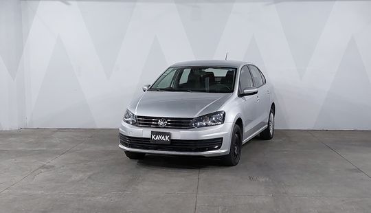 Volkswagen • Vento