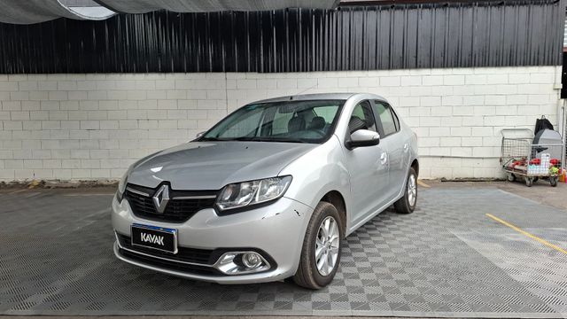 Renault Logan 1.6 PRIVILEGE